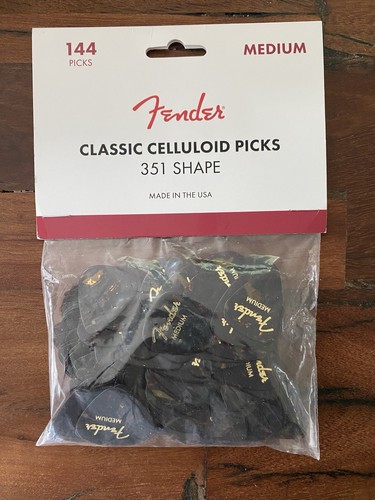 Fender classic celluloid picks - fender,