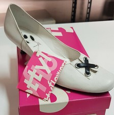 Betty Flowers Ballerina Pelle