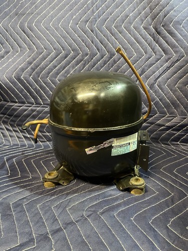 Motore compressore frigorifero