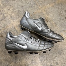 Vintage Nike Total 90 II III