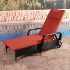 Poly-Rattan Relaxliege