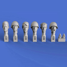 Set 2 figurine in resina teste