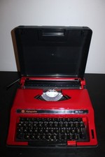 Macchina da scrivere Olympia