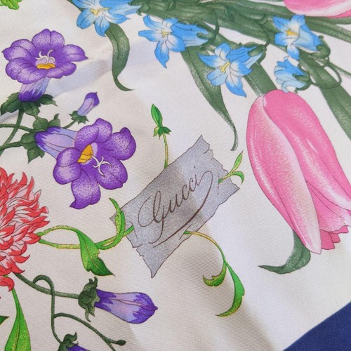Gucci sciarpa floreale guica - gucci,