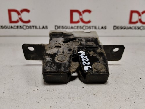 8200076240d baule serratura - /,