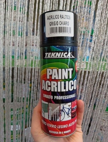 Smalto spray grigio chiaro - ,