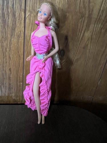 1982 mattel barbie twirly - mattel,