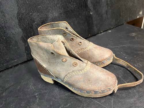 Antiche scarpe zoccolo bambino - scarpe,