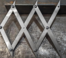 Cercatore Centrale a 3 Punti