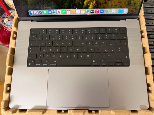 Apple macbook pro - macbook, m2