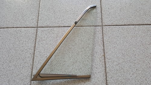 Vetro deflettore anteriore