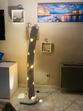 lampada da terra artigianale fatta a mano con tronco d’albero