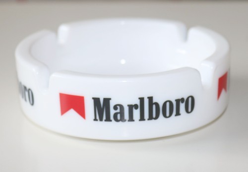 Posacenere sigarette marlboro - sigarette,