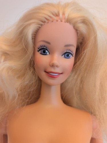 Barbie cristal superstar yeux - cristal, superstar?