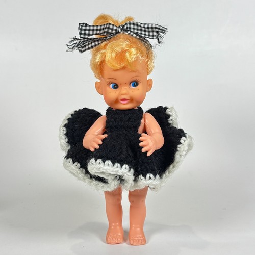Bambola bambina bionda vintage