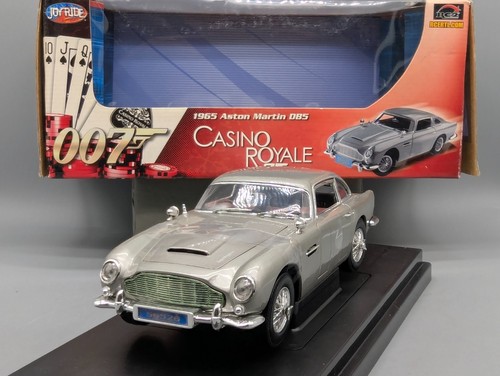 Modellini auto ertl - 1:18,