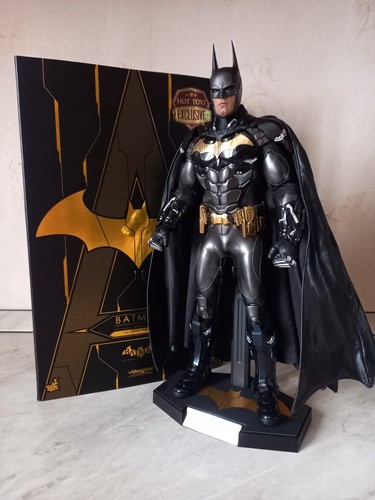 Hot toys batman arkham - -,
