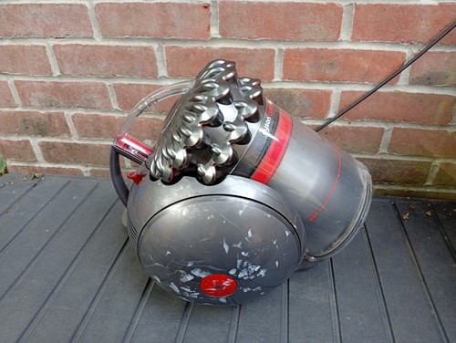 Plz leggi dyson - big, ball