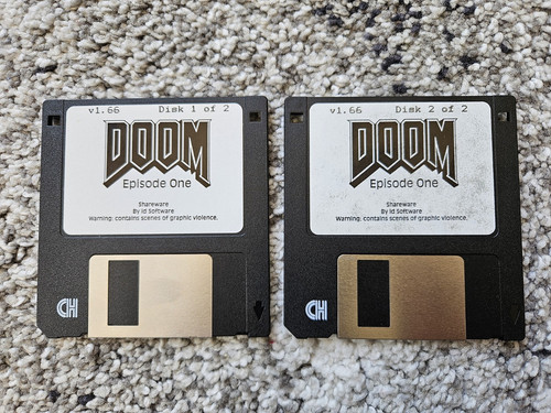 Doom shareware gioco pc - v1.66,