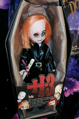 Living dead dolls - dead, iris