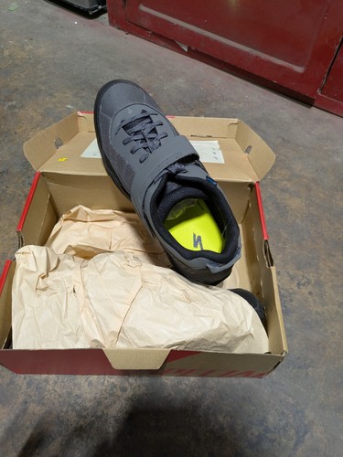 Scarpe bicicletta nuove - da,