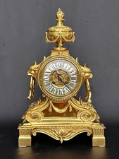 Antico orologio da camino