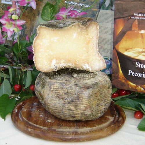Pecorino umbro stagionato - pecorino,