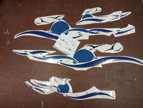 Adesivi decorativi per camper