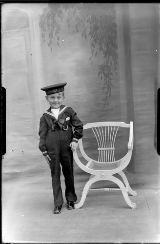 Ritratto bambini bau - bau, berretto