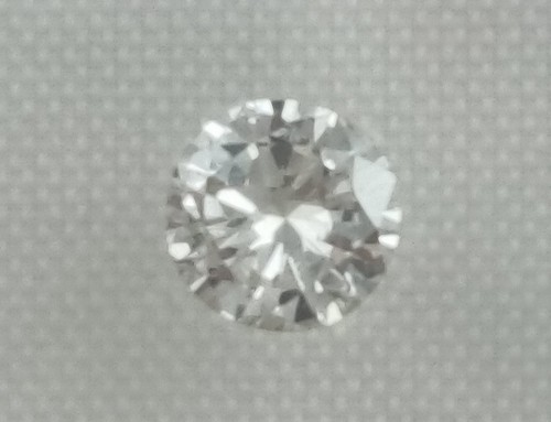 Diamante naturale brillante