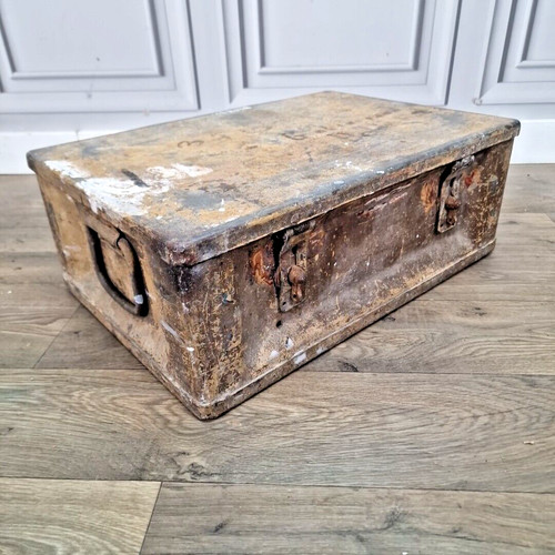 Baule vintage metallo pesante