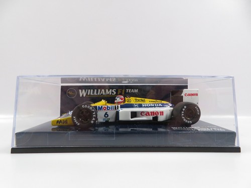 Minichamps 400860006 - 1:43,