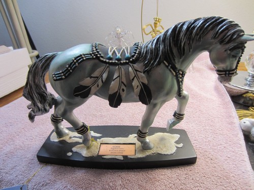 Cavallo colore diverso - di,