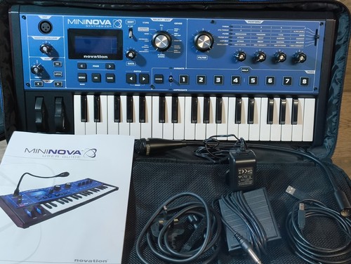Mini nova novation con - mini,