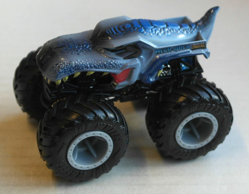 Hot wheels monster trucks - hot,