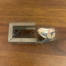 Novità anni 40 Chesterfield