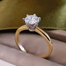 Anello solitario con Diamante