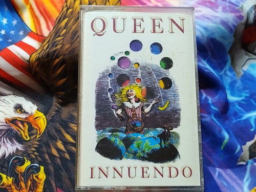 QUEEN-INNUENDO-HOLLYWOOD-61020