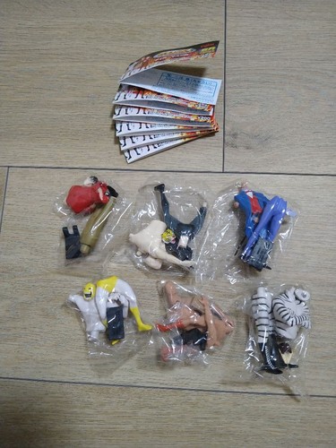 Yujin tiger mask gacha figure - tiger,