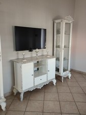 mobili soggiorno usati :due vetrinette200cm,rifiniture argento,maniglia gioiello