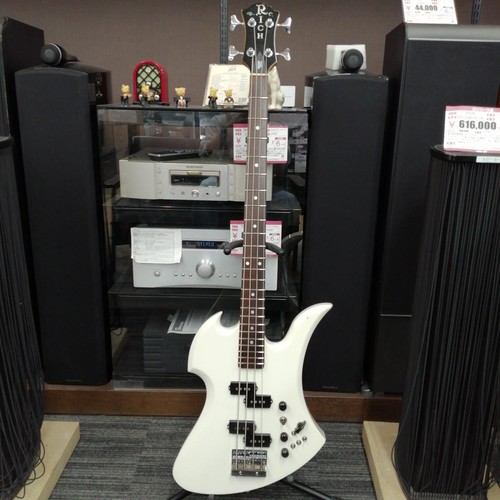 Chitarra elettrica basso - b.c.,