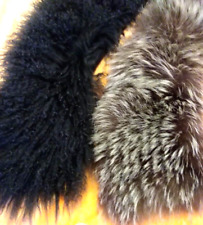 2 Colli in vera Pelliccia : 1 Volpe Argentata e 1 Mongolia cm 60 circa