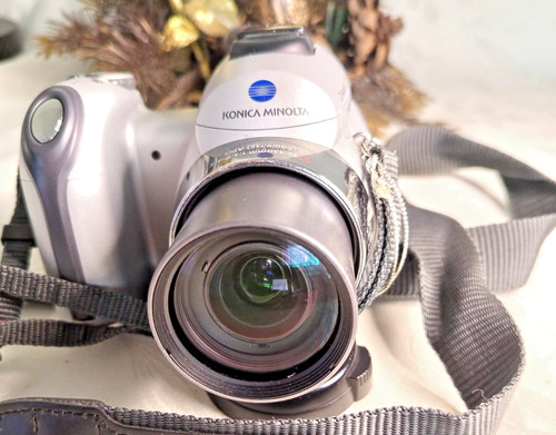 Konica minolta dimage - dimage, z3