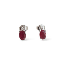 Pg Natural Ruby Oval and 18KT