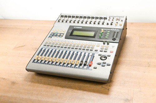 Yamaha 01v console audio - yamaha,