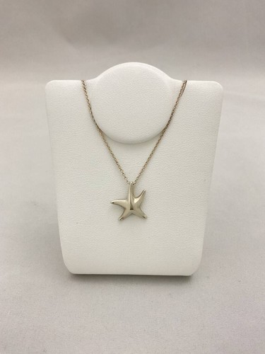 Collana con ciondolo stella