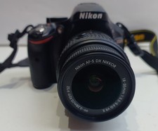 Cámara Nikon D5200 + Objetivo