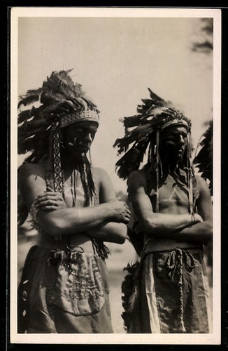 Due nativi americani - , con