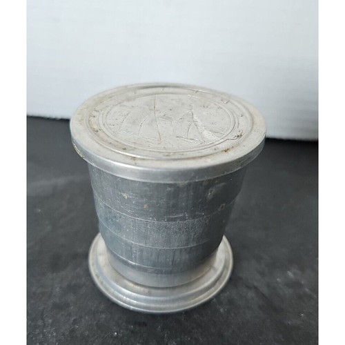 Tazza pieghevole vintage