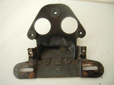 STAFFA SUPPORTO TARGA